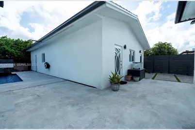 10850 SW 32nd St, Miami, FL 33165 - Photo 34