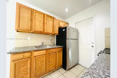 608 SW 16th Ave #3, Fort Lauderdale, FL 33312 - Photo 8