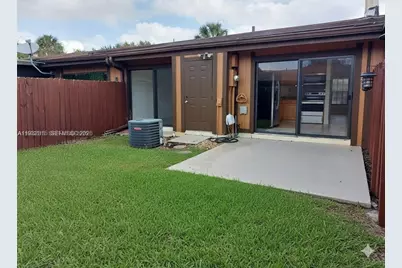 2320 Elm Ct, Pembroke Pines, FL 33026 - Photo 12