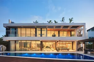 1413 N Venetian Way, Miami, FL 33139 - Photo 2