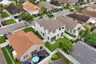 16452 NW 22nd St, Pembroke Pines, FL 33028 - Photo 38