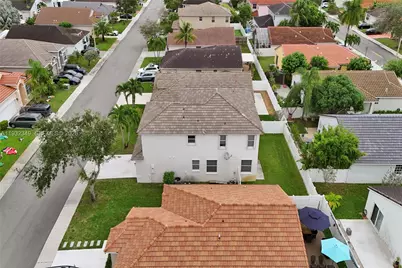 16452 NW 22nd St, Pembroke Pines, FL 33028 - Photo 36