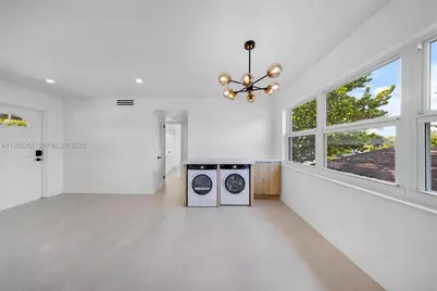 5195 NE 18th Ave #1, Fort Lauderdale, FL 33334 - Photo 2