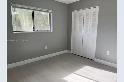 350 W Palm Cir W #201, Pembroke Pines, FL 33025 - Photo 18