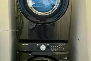 444 NE 30th St, Miami, FL 33137 - Photo 8