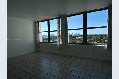 2899 Collins Ave #1144, Miami Beach, FL 33140 - Photo 6