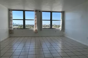 2899 Collins Ave, Miami Beach, FL 33140 - Photo 12