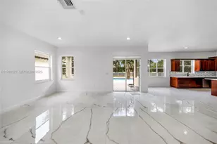 19371 SW 30th St, Miramar, FL 33029 - Photo 10