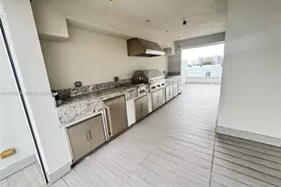 10550 NW 65th Ln, Doral, FL 33178 - Photo 50