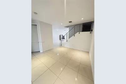 10550 NW 65th Ln, Doral, FL 33178 - Photo 16