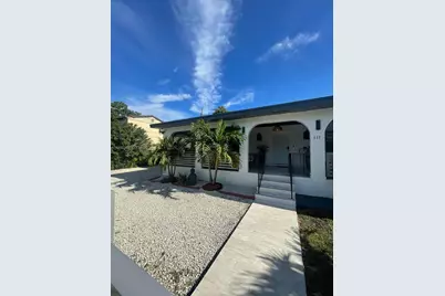 111 NW 39th Ave, Miami, FL 33126 - Photo 2