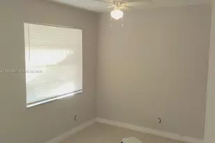 405 SW 13th Pl, Deerfield Beach, FL 33441 - Photo 8