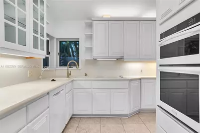 205 NE 16th Ter, Fort Lauderdale, FL 33301 - Photo 12