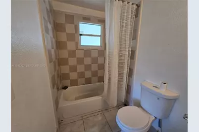 1376 NW 103rd St #3, Miami, FL 33147 - Photo 4