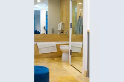 1395 Brickell Ave #3012, Miami, FL 33131 - Photo 8