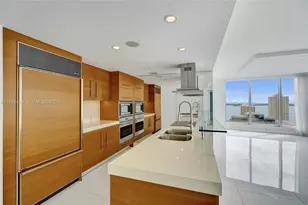 495 Brickell Ave, Miami, FL 33131 - Photo 20