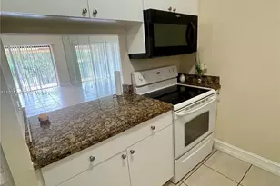 11453 NW 39th Ct, Coral Springs, FL 33065 - Photo 6