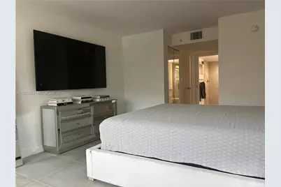 [Address not provided], Miami Beach, FL 33139 - Photo 22