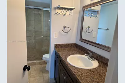 185 Lakeview Dr #101, Weston, FL 33326 - Photo 20