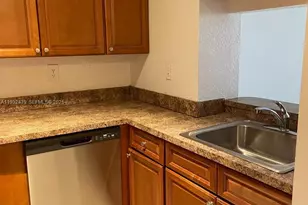 8205 SW 152nd Ave, Miami, FL 33193 - Photo 8