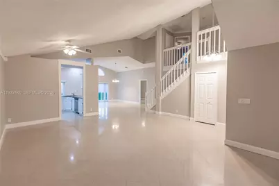 2042 Cross Breeze Dr, Wellington, FL 33414 - Photo 12