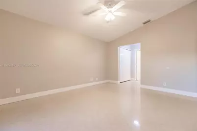 2042 Cross Breeze Dr, Wellington, FL 33414 - Photo 28