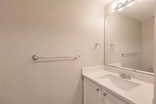 2042 Cross Breeze Dr, Wellington, FL 33414 - Photo 22