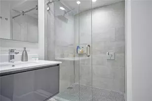 901 Brickell Key Blvd, Miami, FL 33131 - Photo 22