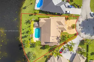7840 NW 86th Terrace, Tamarac, FL 33321 - Photo 2