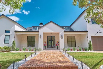 11001 SW 74th Ave, Pinecrest, FL 33156 - Photo 4