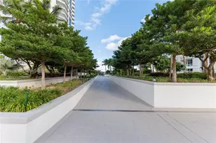 21205 Yacht Club Dr, Aventura, FL 33180 - Photo 30
