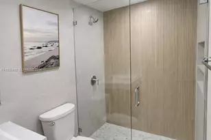 17050 N Bay Rd, Sunny Isles Beach, FL 33160 - Photo 8