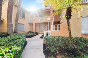 929 Coral Club Dr, Coral Springs, FL 33071 - Photo 16