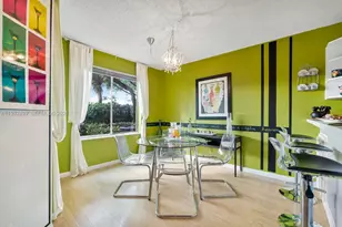929 Coral Club Dr, Coral Springs, FL 33071 - Photo 4