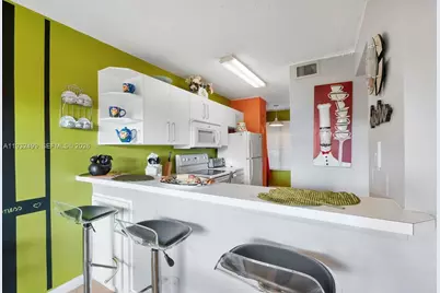 929 Coral Club Dr #929, Coral Springs, FL 33071 - Photo 6