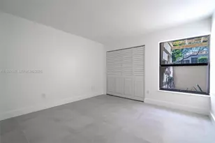 8708 SW 79th Pl, Miami, FL 33143 - Photo 8