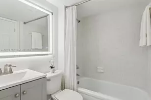 103 Royal Pk Dr, Oakland Park, FL 33309 - Photo 14