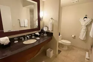 18001 Collins Ave, Sunny Isles Beach, FL 33160 - Photo 32