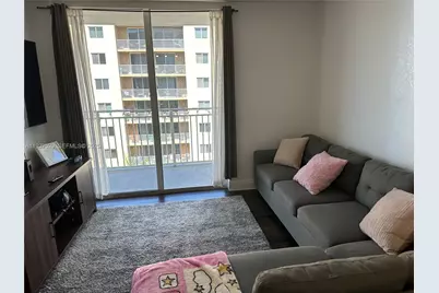 219 NW 12th Ave #705, Miami, FL 33128 - Photo 4