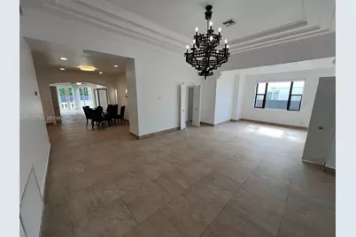 4575 Post Ave, Miami Beach, FL 33140 - Photo 8