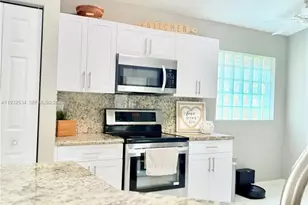 4128 Sapphire Terrace, Weston, FL 33331 - Photo 8
