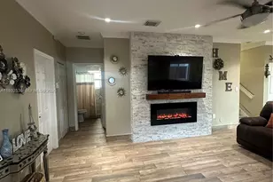 3134 NE 3rd Dr, Homestead, FL 33033 - Photo 12