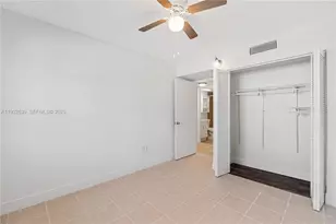 7200 NW 179th St, Hialeah, FL 33015 - Photo 12