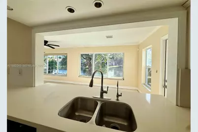 5030 NW 42nd St, Lauderdale Lakes, FL 33319 - Photo 8