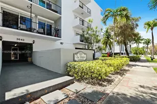 3642 NE 171 St, North Miami Beach, FL 33160 - Photo 2
