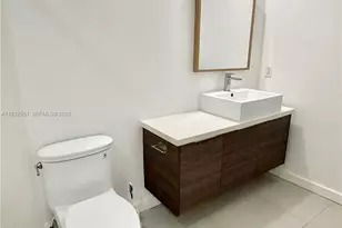 1010 SW 2nd Ave, Miami, FL 33130 - Photo 14