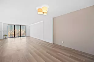 18151 NE 31st Ct, Aventura, FL 33160 - Photo 1