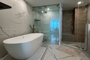 6899 Collins Ave, Miami Beach, FL 33141 - Photo 4