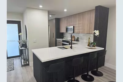 10109 NW 52nd Ter, Doral, FL 33178 - Photo 4