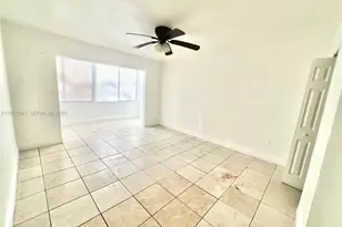 1305 W 46th St, Hialeah, FL 33012 - Photo 8